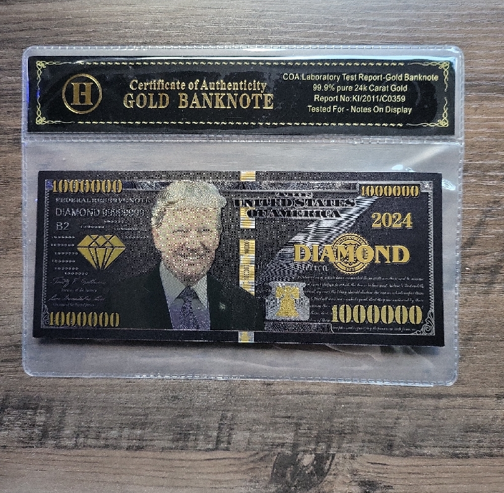 Donald Trumo Gold Banknote